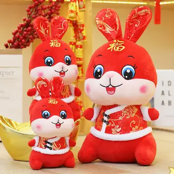 2023 Yıl Maskot Bebek Rahat Tavşan peluş oyuncak Tang Takım Elbise Ev Dekorasyon Zodyak Tavşan Bebek Doldurulmuş Hayvan peluş oyuncaklar