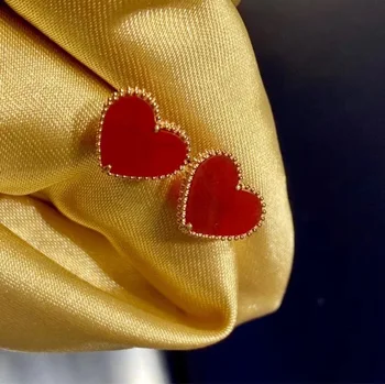LABB Gerçek 18K Altın Kırmızı Akik Saplama Küpe Saf AU750 Altın Kalp Küpe Kadınlar için Güzel Takı Hediye E192