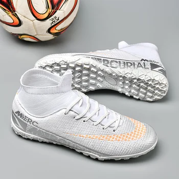 Yeni Erkekler Ultralight futbol ayakkabıları yarım çizmeler Yüksek Kaliteli TF / FG Eğitim futbol kramponları Profesyonel Maç Kaleci Otlak